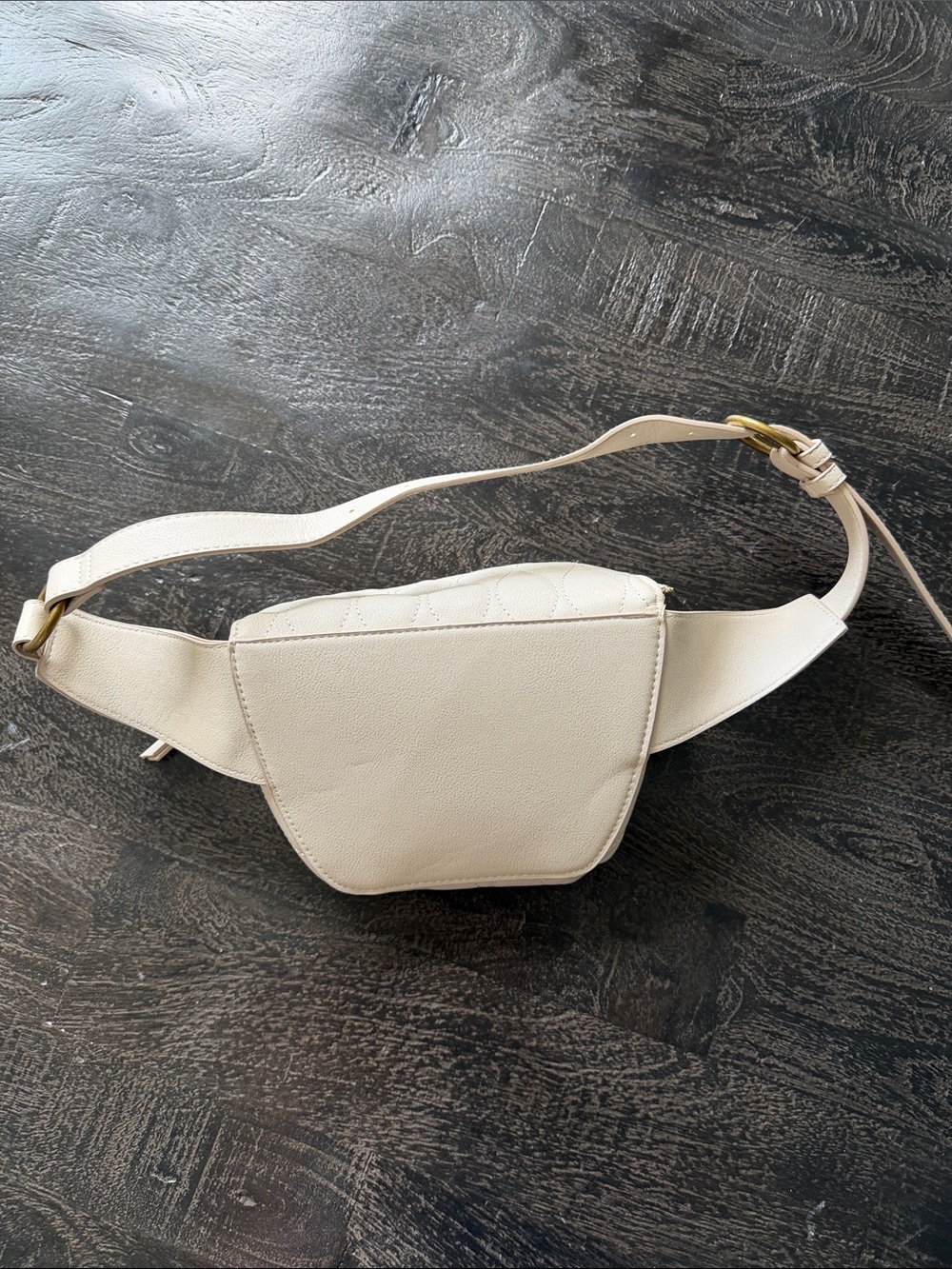 Universal Thread Cream Quilted Crossbody Belt Bag - Picture 3 of 3